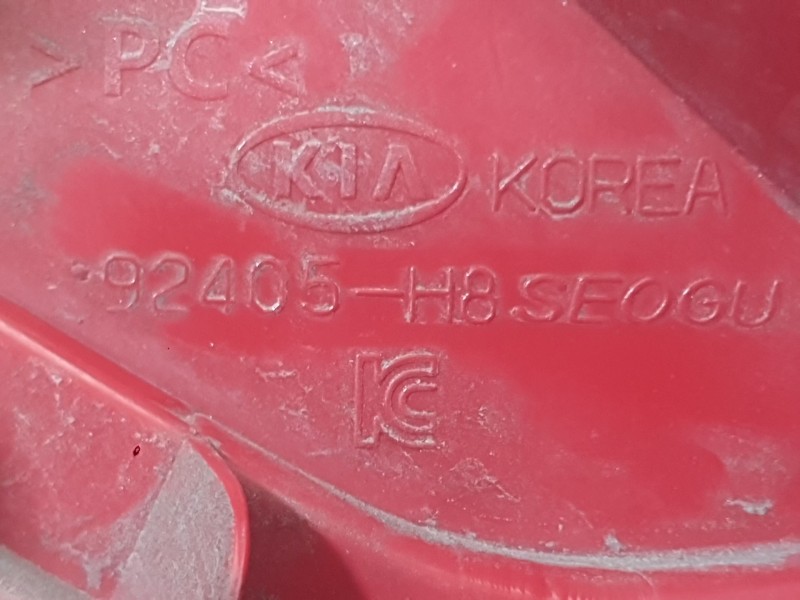 Recambio de piloto trasero izquierdo paragolpes para kia stonic (yb) 1.0 t-gdi referencia OEM IAM 92405H8410  
