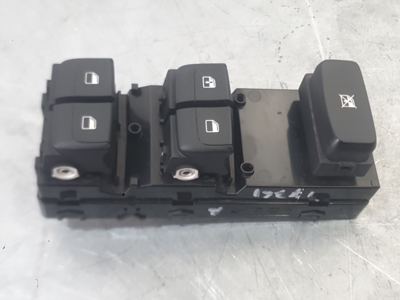 Recambio de mando elevalunas delantero izquierdo para kia stonic (yb) 1.0 t-gdi referencia OEM IAM 93571H8100  