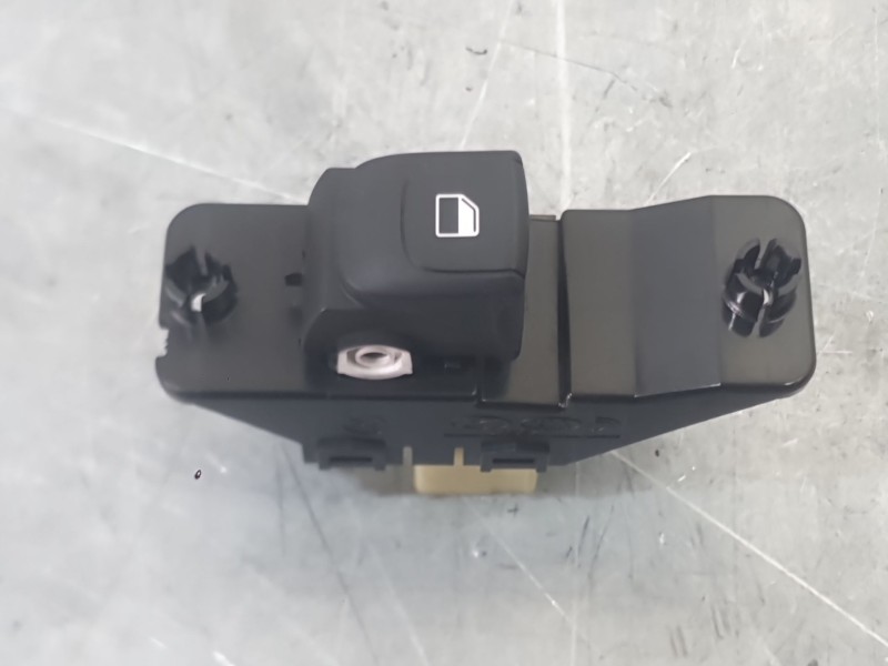 Recambio de mando elevalunas trasero izquierdo para kia stonic (yb) 1.0 t-gdi referencia OEM IAM 93576H8000  