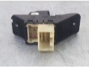 Recambio de mando elevalunas trasero izquierdo para kia stonic (yb) 1.0 t-gdi referencia OEM IAM 93576H8000  
