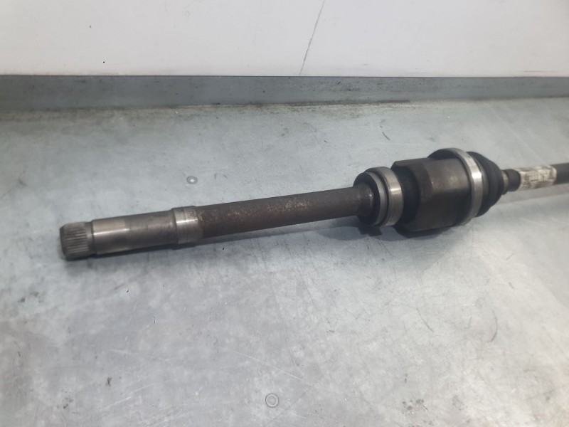 Recambio de transmision delantera derecha para peugeot 5008 ii (mc_, mj_, mr_, m4_) 1.6 bluehdi 120 referencia OEM IAM 981117678