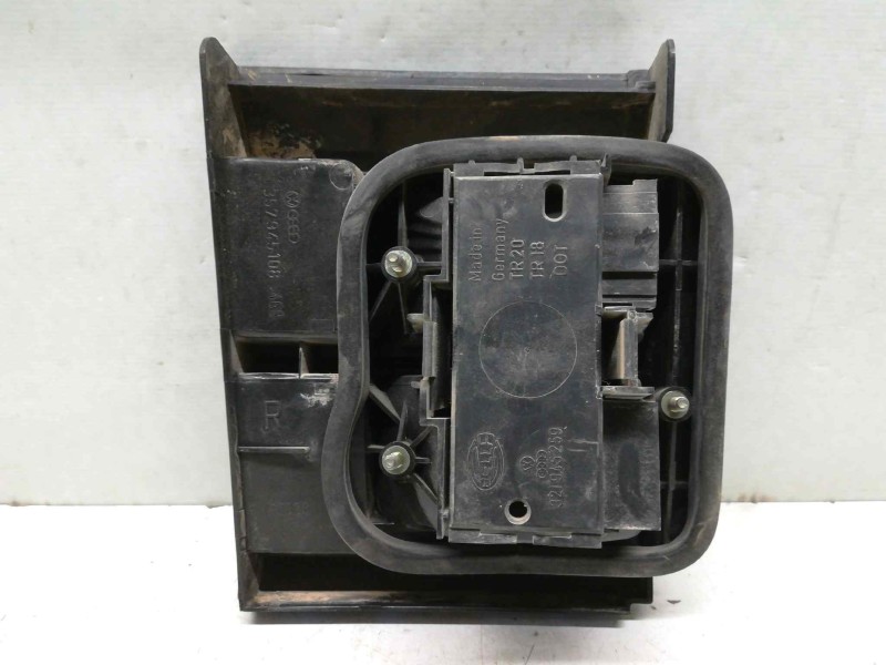 Recambio de piloto trasero derecho para volkswagen passat berlina (3a2) referencia OEM IAM   INTERIOR