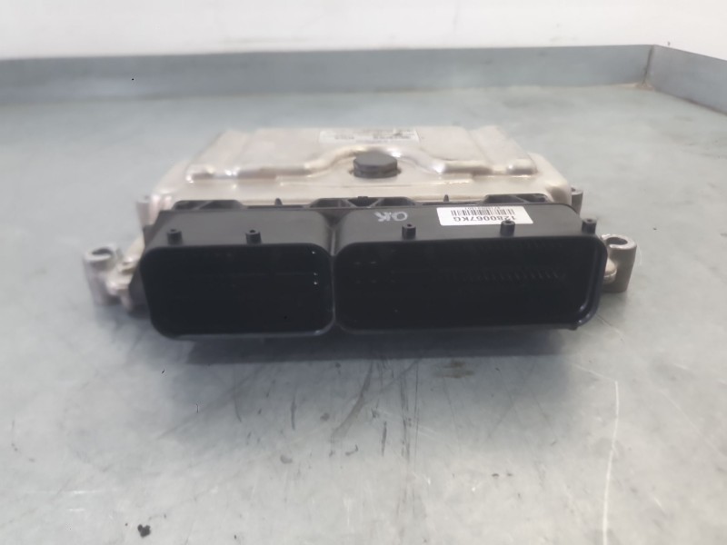 Recambio de centralita motor uce para kia stonic (yb) 1.0 t-gdi referencia OEM IAM 3912804030  