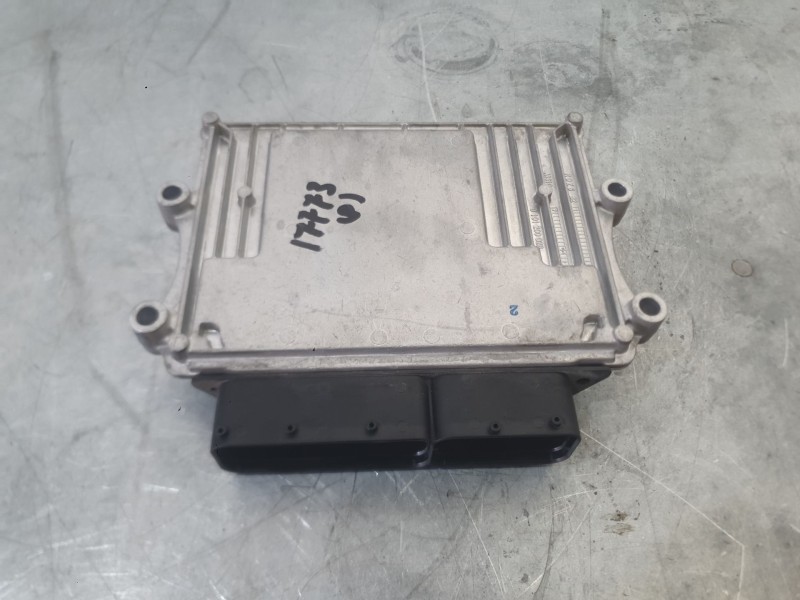 Recambio de centralita motor uce para kia stonic (yb) 1.0 t-gdi referencia OEM IAM 3912804030  