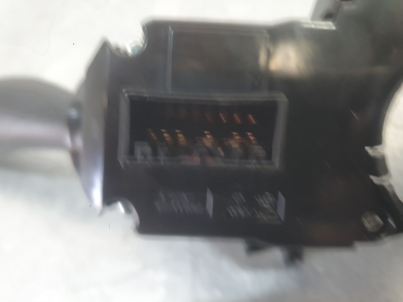 Recambio de mando luces y limpia para kia stonic (yb) 1.0 t-gdi referencia OEM IAM 93403H8960  