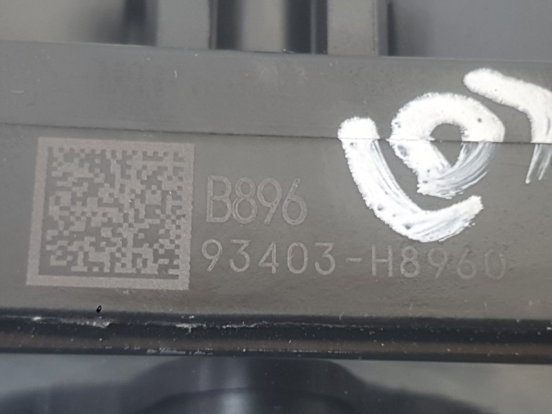 Recambio de mando luces y limpia para kia stonic (yb) 1.0 t-gdi referencia OEM IAM 93403H8960  