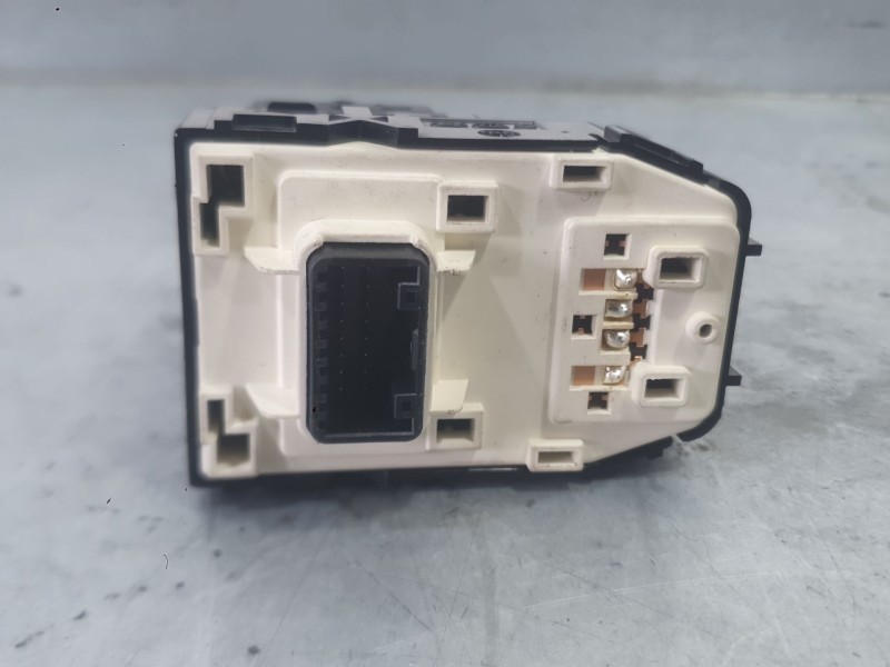 Recambio de mando retrovisor para kia stonic (yb) 1.0 t-gdi referencia OEM IAM 93530H8000  