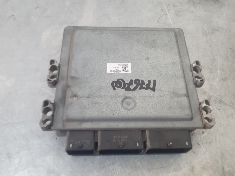 Recambio de centralita motor uce para renault megane iv hatchback (b9a/m/n_) 1.2 tce 100 (b9ms) referencia OEM IAM 237100734S  