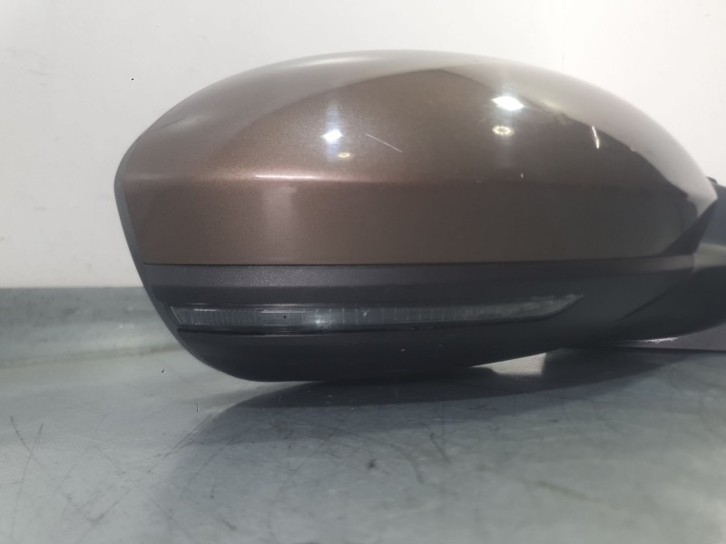 Recambio de retrovisor derecho para renault megane iv hatchback (b9a/m/n_) 1.2 tce 100 (b9ms) referencia OEM IAM 963013833R  