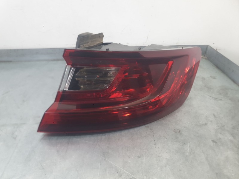 Recambio de piloto trasero derecho exterior para renault megane iv hatchback (b9a/m/n_) 1.2 tce 100 (b9ms) referencia OEM IAM 26