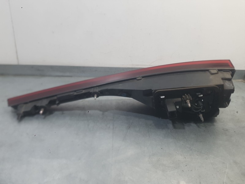 Recambio de piloto trasero izquierdo interior para renault megane iv hatchback (b9a/m/n_) 1.2 tce 100 (b9ms) referencia OEM IAM 
