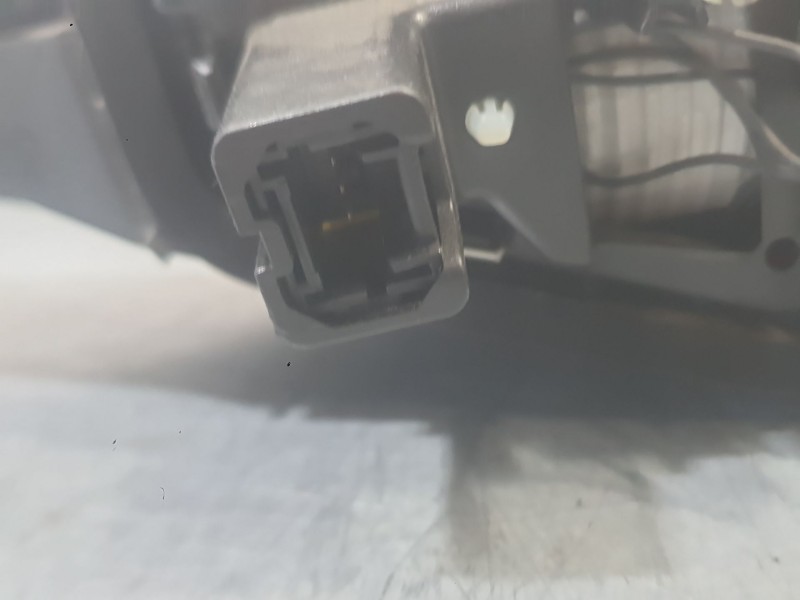 Recambio de piloto trasero izquierdo interior para renault megane iv hatchback (b9a/m/n_) 1.2 tce 100 (b9ms) referencia OEM IAM 