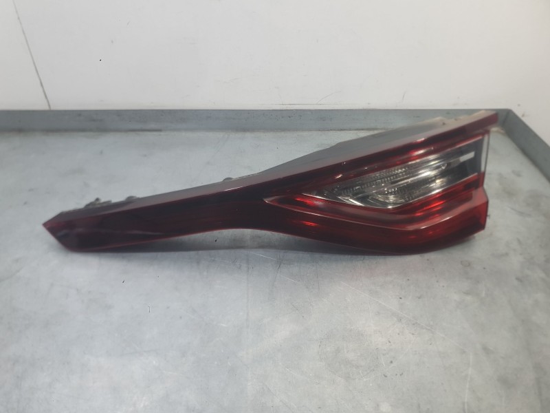 Recambio de piloto trasero derecho interior para renault megane iv hatchback (b9a/m/n_) 1.2 tce 100 (b9ms) referencia OEM IAM 26