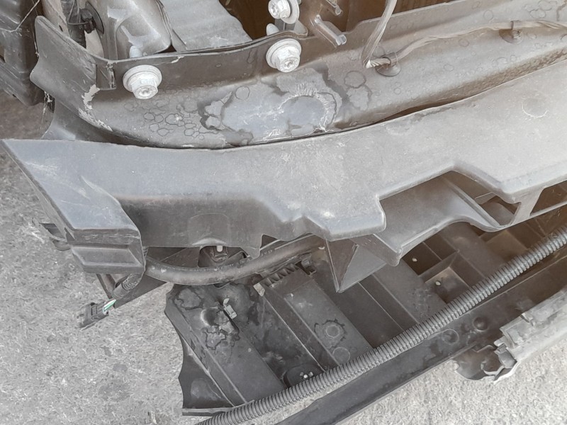 Recambio de refuerzo paragolpes delantero para dacia sandero iii 1.0 tce 90 eco-g referencia OEM IAM 62010J571R  