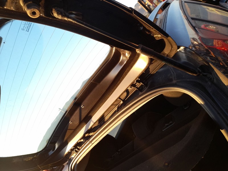 Recambio de amortiguadores maletero / porton para dacia sandero iii 1.0 tce 90 eco-g referencia OEM IAM   