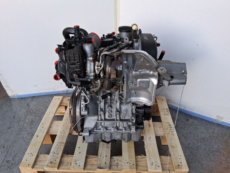 Recambio de motor completo para skoda kamiq (nw4) 1.0 tsi referencia OEM IAM DKRF PENDIENTE REVISAR TOCADO 04C100033K