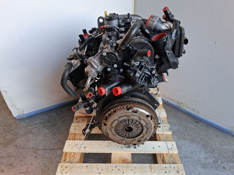 Recambio de motor completo para skoda kamiq (nw4) 1.0 tsi referencia OEM IAM DKRF PENDIENTE REVISAR TOCADO 04C100033K