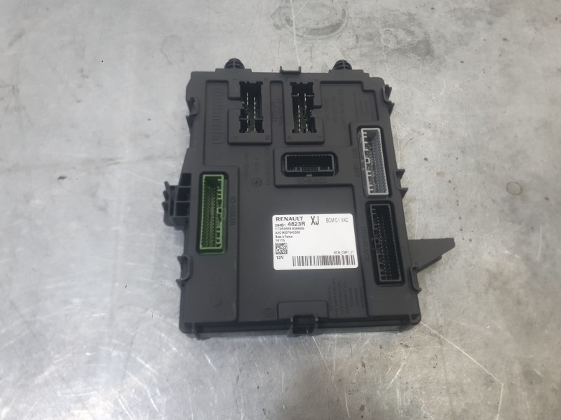 Recambio de modulo electronico para renault megane iv hatchback (b9a/m/n_) 1.2 tce 100 (b9ms) referencia OEM IAM   