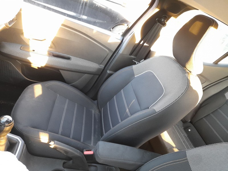 Recambio de asiento delantero derecho para dacia sandero iii 1.0 tce 90 eco-g referencia OEM IAM  C/AIRBAG 