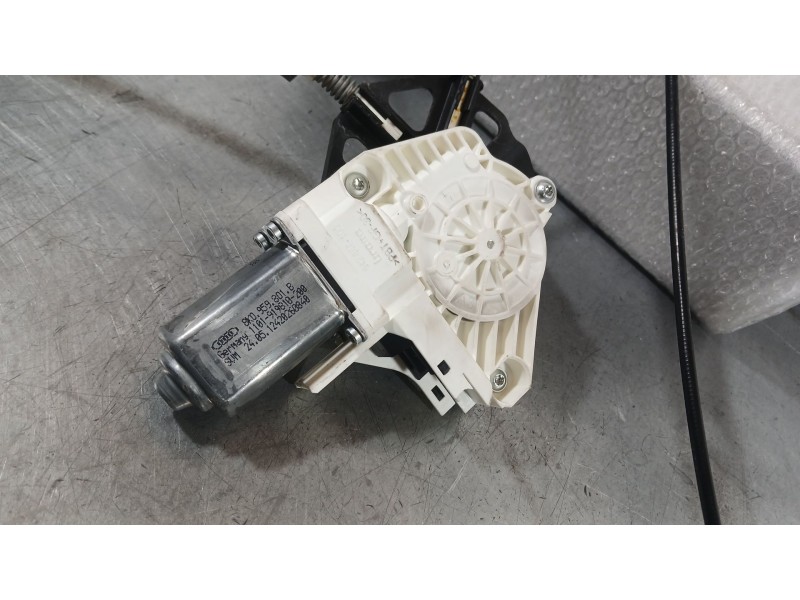 Recambio de elevalunas delantero izquierdo para audi q3 (8ub, 8ug) 2.0 tdi referencia OEM IAM 8U0837461  