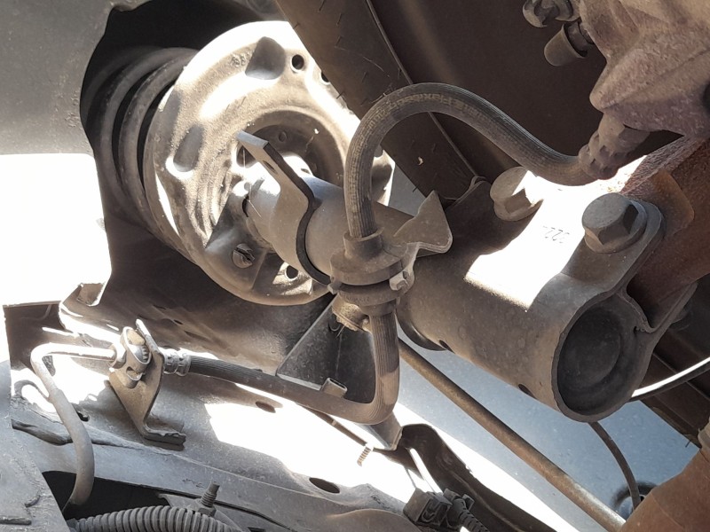Recambio de amortiguador delantero izquierdo para dacia sandero iii 1.0 tce 90 eco-g referencia OEM IAM 543026804R  