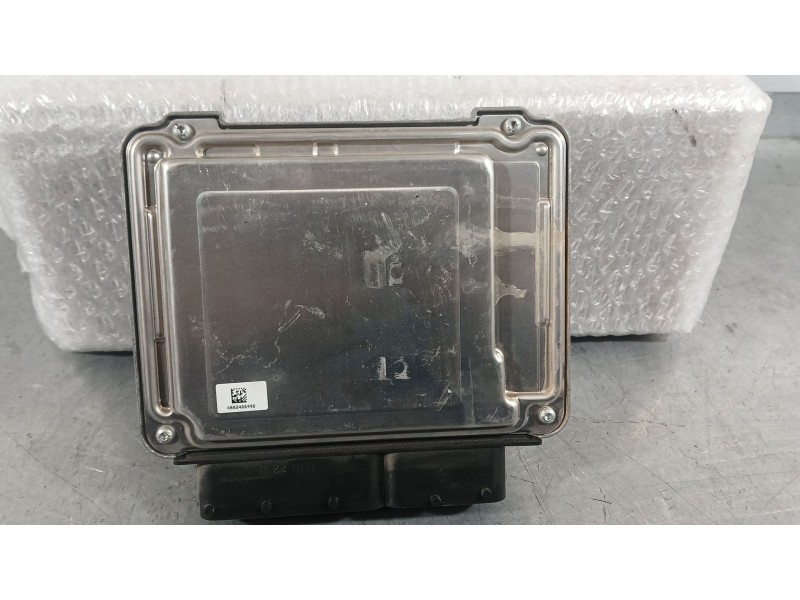 Recambio de centralita motor uce para skoda fabia iii (nj3) 1.0 tsi referencia OEM IAM 04C906025CA  