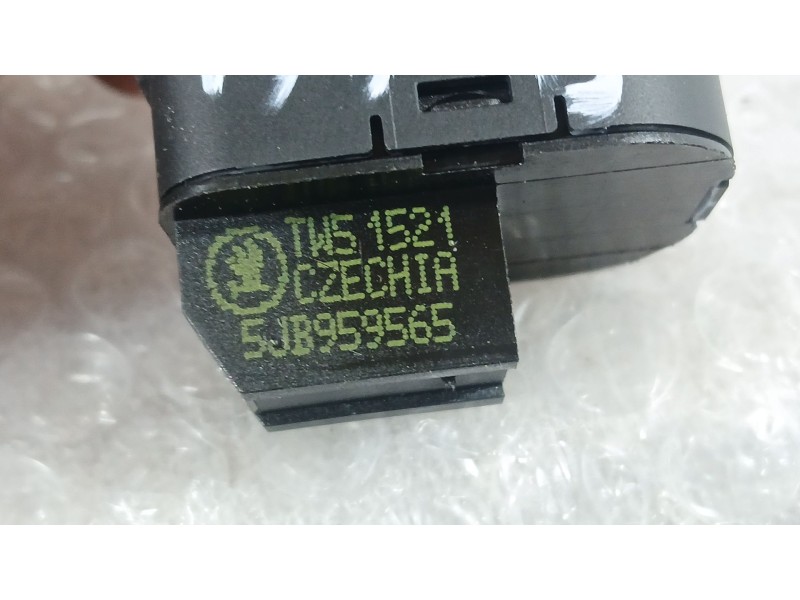 Recambio de mando retrovisor para skoda fabia iii (nj3) 1.0 tsi referencia OEM IAM 5JB959565REH  