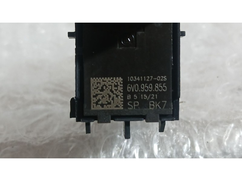 Recambio de mando elevalunas trasero derecho para skoda fabia iii (nj3) 1.0 tsi referencia OEM IAM 5JA959855WHS  
