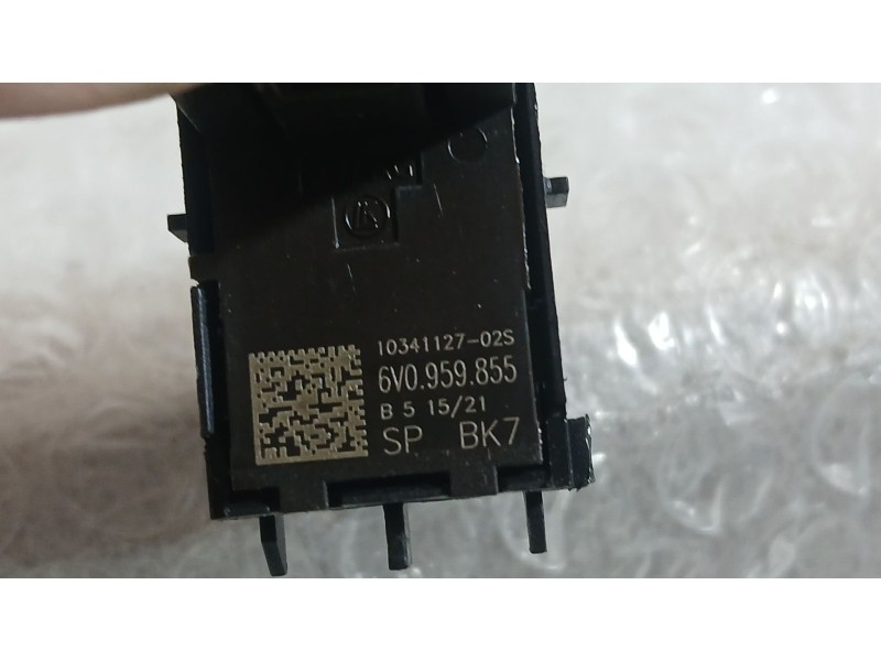 Recambio de mando elevalunas trasero izquierdo para skoda fabia iii (nj3) 1.0 tsi referencia OEM IAM 5JA959855WHS  