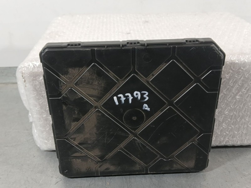 Recambio de caja reles / fusibles para skoda fabia iii (nj3) 1.0 tsi referencia OEM IAM   