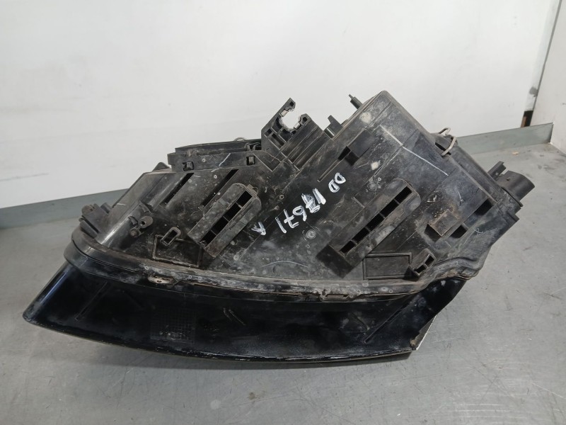 Recambio de faro derecho para audi q5 (8rb) 2.0 tdi quattro referencia OEM IAM 8R0941030L  