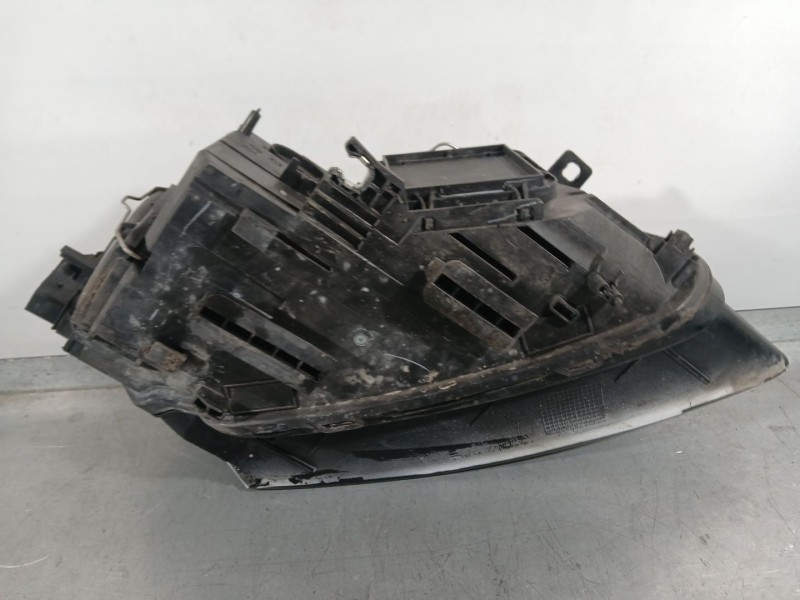 Recambio de faro izquierdo para audi q5 (8rb) 2.0 tdi quattro referencia OEM IAM 8R0941029L  