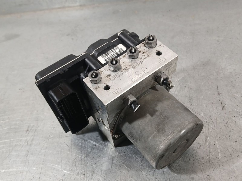 Recambio de abs para audi q5 (8rb) 2.0 tdi quattro referencia OEM IAM 8R0614517T  