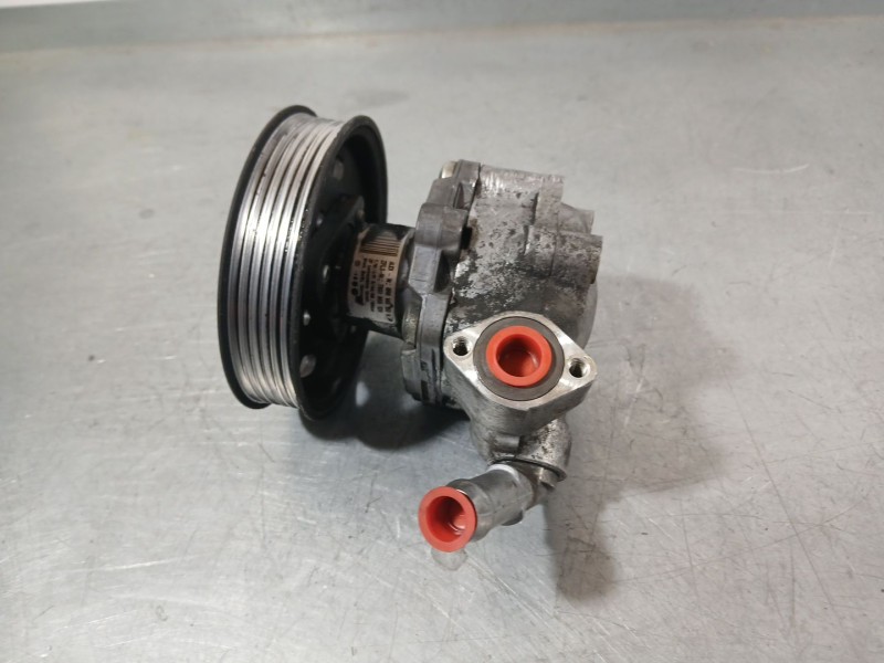 Recambio de bomba direccion para audi q5 (8rb) 2.0 tdi quattro referencia OEM IAM 8R0145154B  