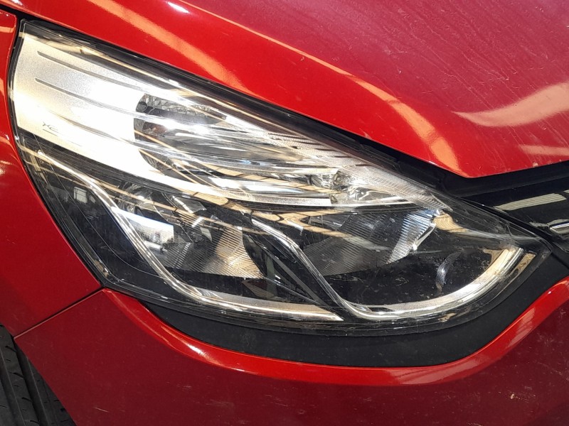 Recambio de faro derecho para renault clio iv (bh_) 1.5 dci 90 referencia OEM IAM 260106624R  