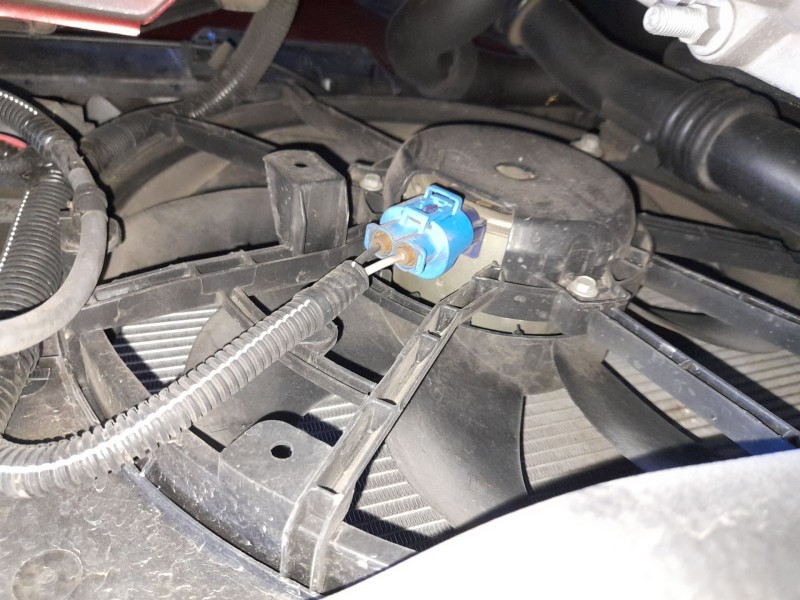 Recambio de electroventilador para renault clio iv (bh_) 1.5 dci 90 referencia OEM IAM 214753416R 214818009R 214816703R