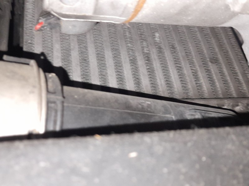 Recambio de intercooler para renault clio iv (bh_) 1.5 dci 90 referencia OEM IAM 144961381R  