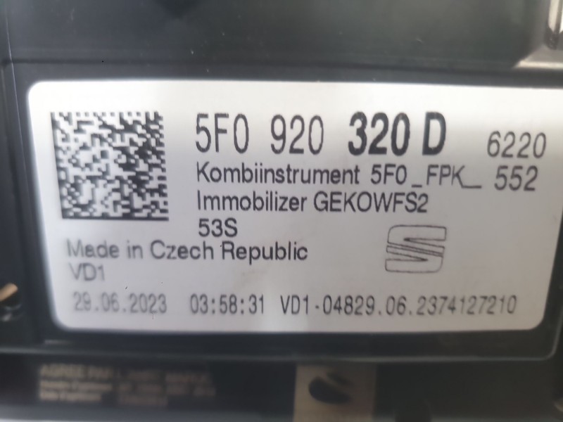 Recambio de cuadro instrumentos para seat ateca (kh7) xperience referencia OEM IAM 576857003QPLT  DIGITAL
