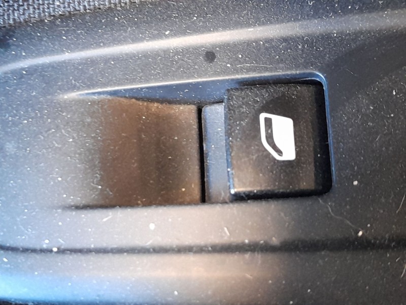 Recambio de mando elevalunas delantero derecho para peugeot 308 ii (lb_, lp_, lw_, lh_, l3_) 1.5 bluehdi 130 referencia OEM IAM 