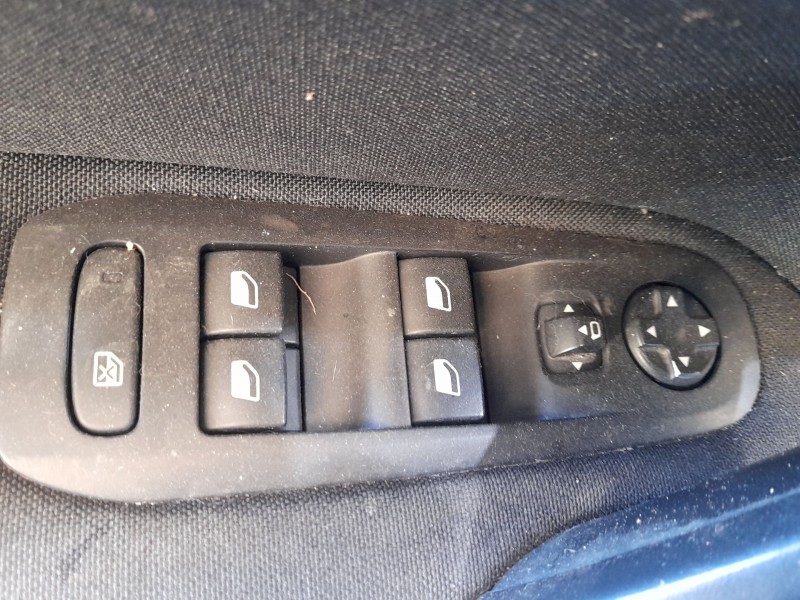 Recambio de mando elevalunas delantero izquierdo para peugeot 308 ii (lb_, lp_, lw_, lh_, l3_) 1.5 bluehdi 130 referencia OEM IA