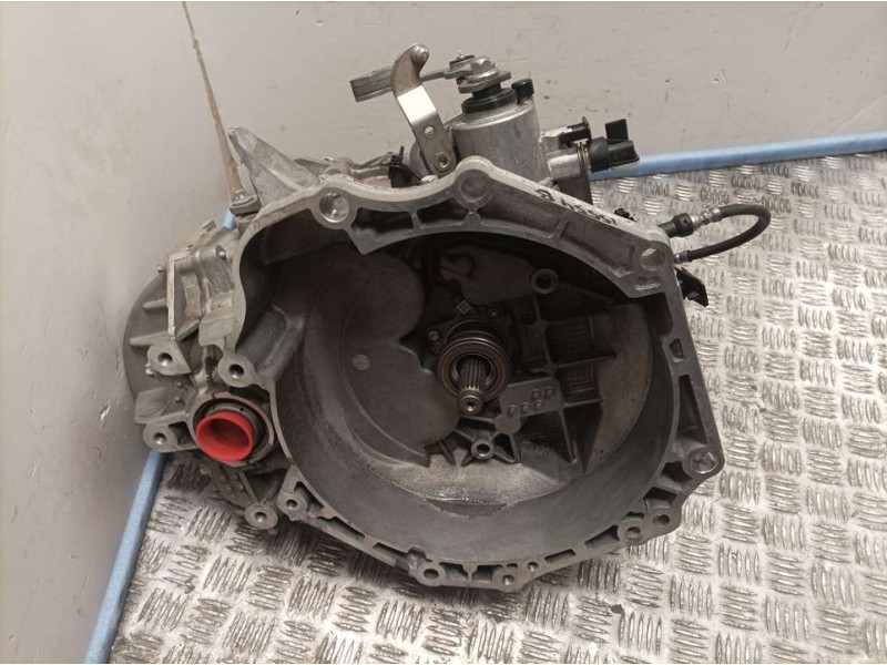 Recambio de caja cambios para opel astra j lim. selective referencia OEM IAM M320MDE 3583777BCG 6VELOCIDADES