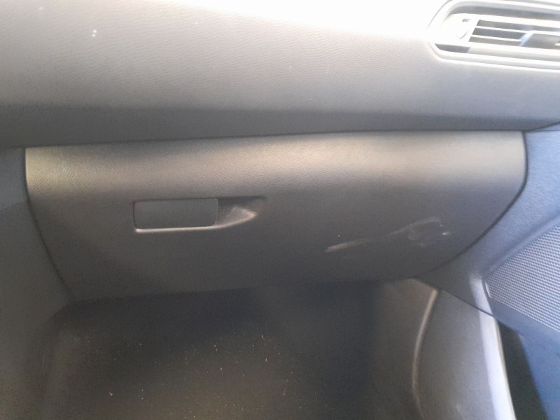 Recambio de guantera para peugeot 308 ii (lb_, lp_, lw_, lh_, l3_) 1.5 bluehdi 130 referencia OEM IAM 16108047ZD 16108048ZD 