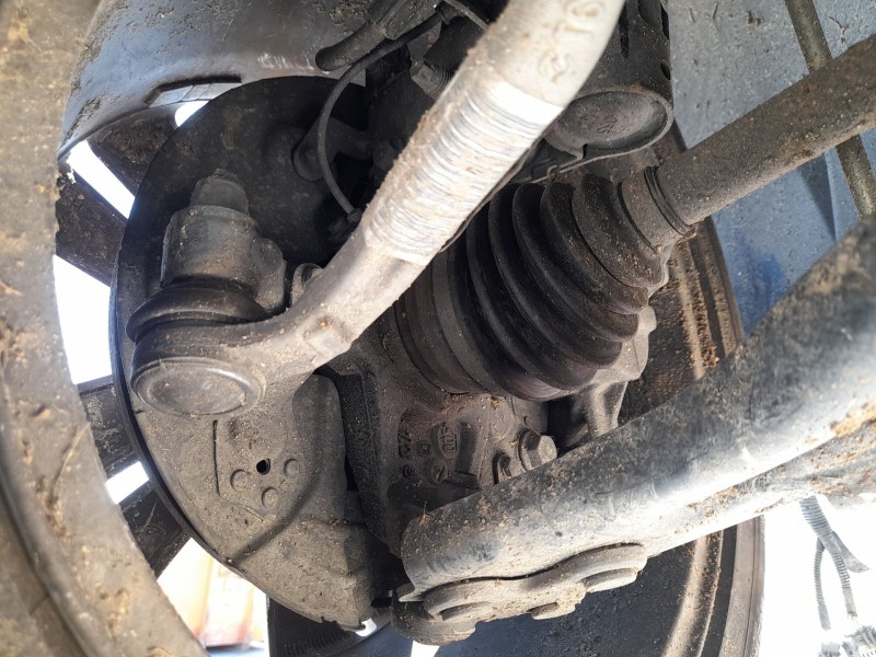 Recambio de mangueta delantera izquierda para peugeot 308 ii (lb_, lp_, lw_, lh_, l3_) 1.5 bluehdi 130 referencia OEM IAM 164785