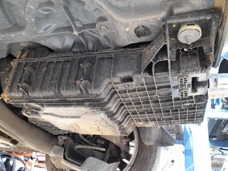 Recambio de deposito adblue para peugeot 308 ii (lb_, lp_, lw_, lh_, l3_) 1.5 bluehdi 130 referencia OEM IAM 9826092080  