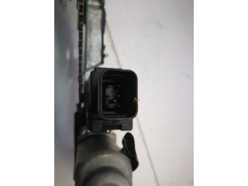 Recambio de elevalunas delantero izquierdo para opel corsa c cosmo referencia OEM IAM 13173073 6 PINS 13173073