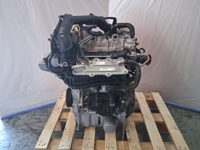 Recambio de motor completo para skoda fabia iii (nj3) 1.0 tsi referencia OEM IAM DKLD 04C100098K 