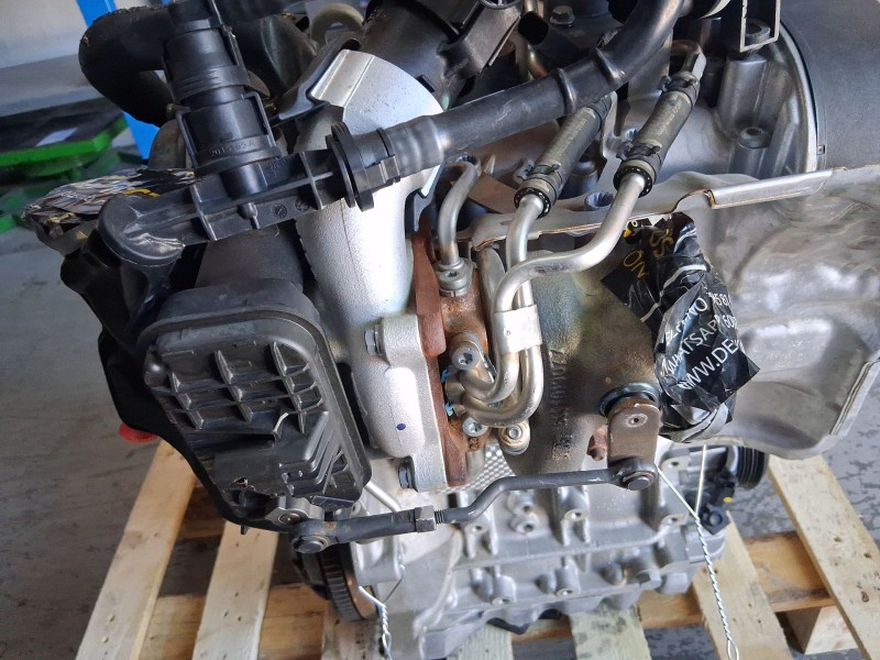 Recambio de motor completo para skoda fabia iii (nj3) 1.0 tsi referencia OEM IAM DKLD 04C100098K 