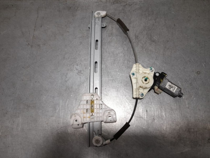 Recambio de elevalunas trasero izquierdo para hyundai i20 classic referencia OEM IAM SIN REF 2 PINS ELECTRICO 2 PINES