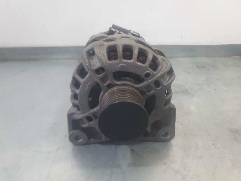 Recambio de alternador para renault clio iv (bh_) 0.9 tce 90 referencia OEM IAM 231006677R 231007644R 