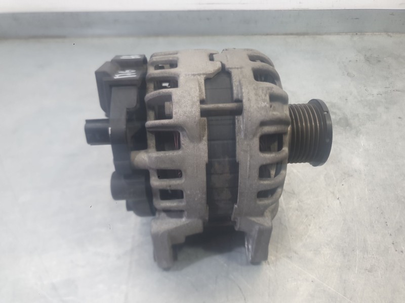 Recambio de alternador para renault clio iv (bh_) 0.9 tce 90 referencia OEM IAM 231006677R 231007644R 